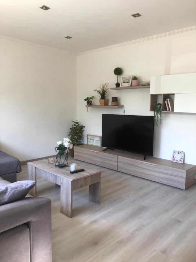 Vivienda Amplia Y Luminosa A Escasos Metros De La Playa De Cangas. Екстер'єр фото